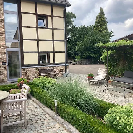 'tmaelhof