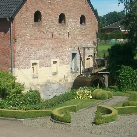 'tmaelhof * Voeren